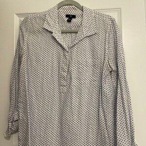 Gap Relaxed Fit Button Up Shirt